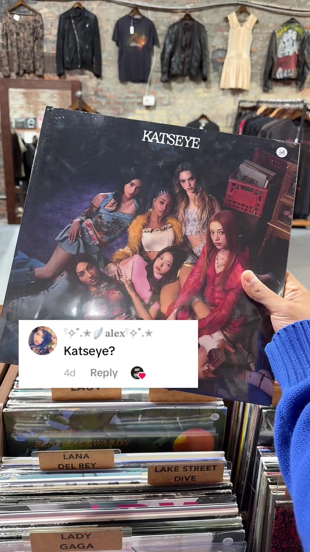 @vinylandthread