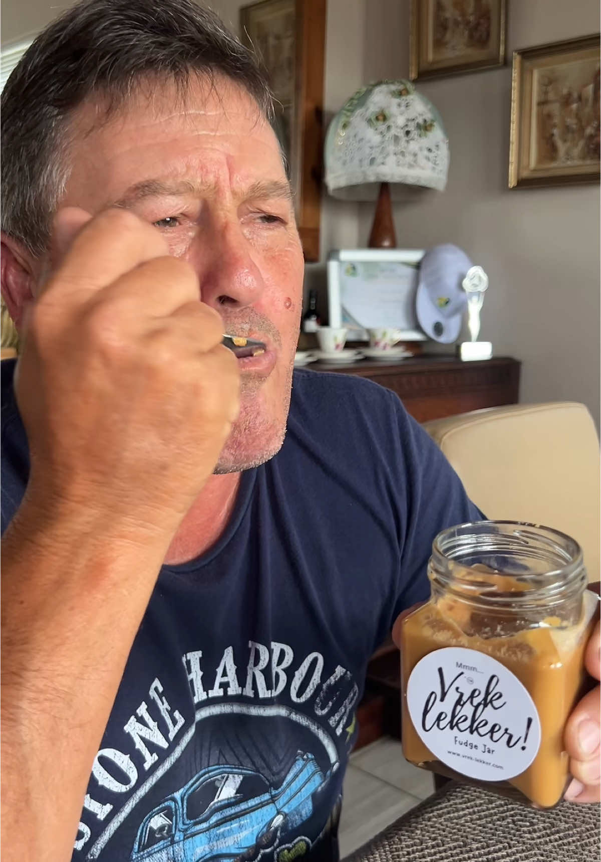 @Mmm… Vrek lekker! ™