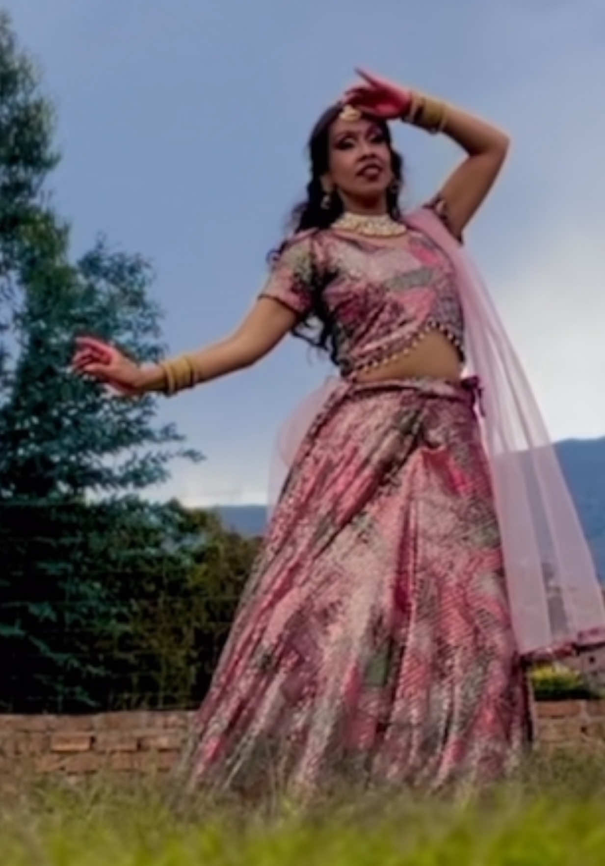@✨Anju 💜 | Bollywood✨