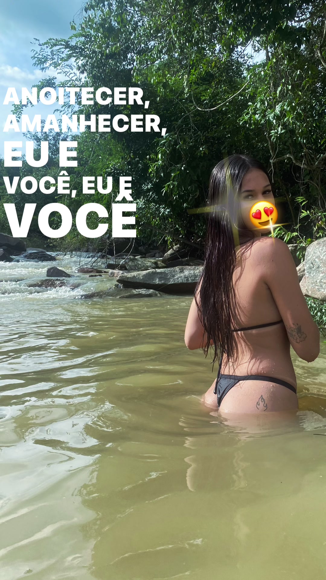 @julia vit&oacute;ria