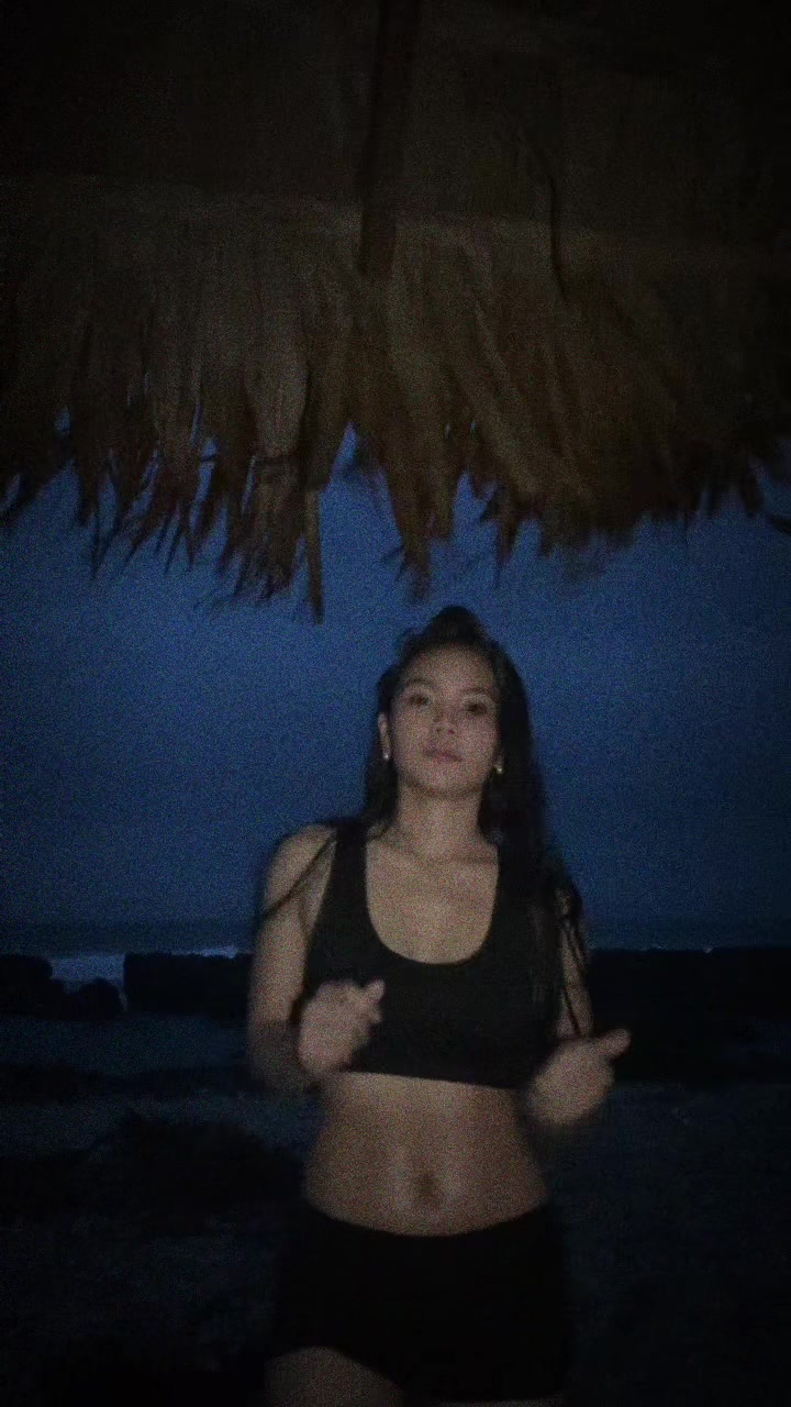 @Cᴀʟʟɪᴇ.