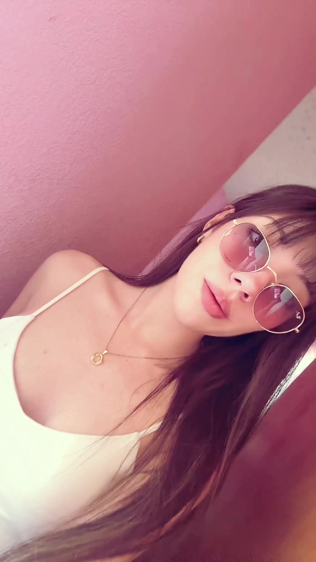 @VICKY ♡