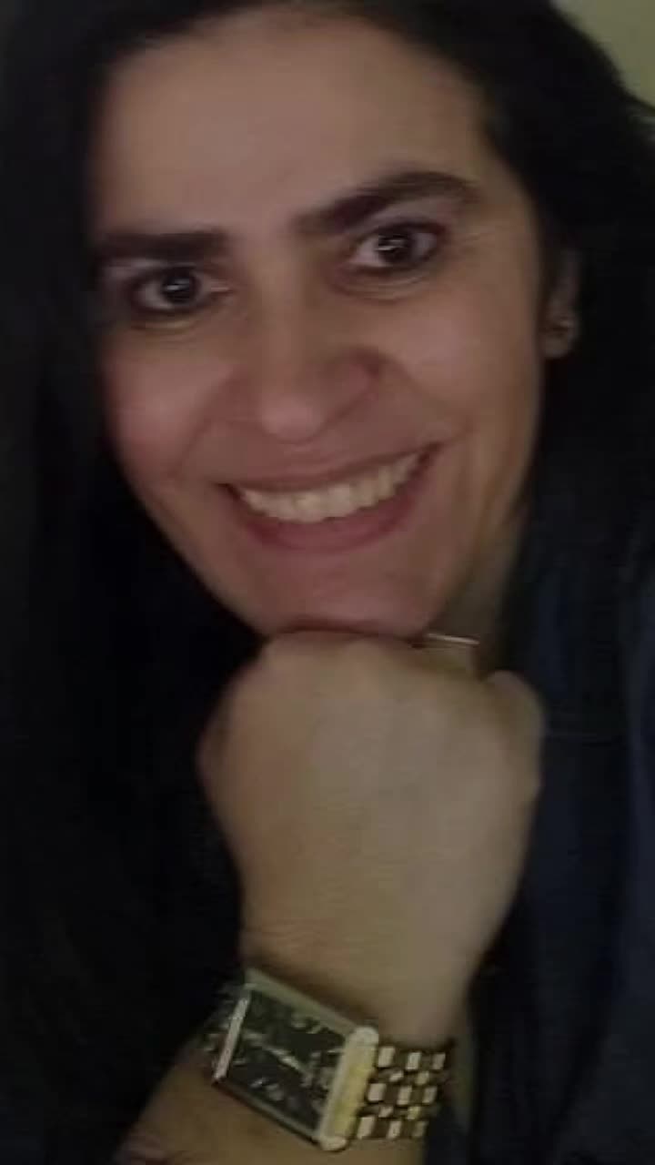 @RENATA LOURENZI🇧🇷🇵🇹🌈