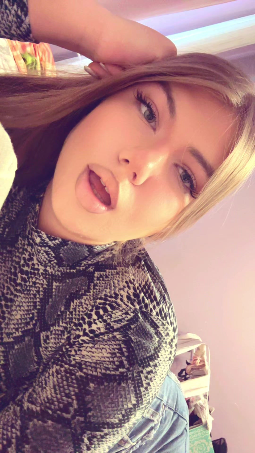@🦋🤍