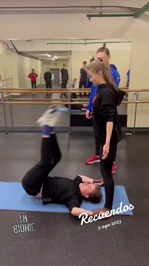 @Alextrusova04