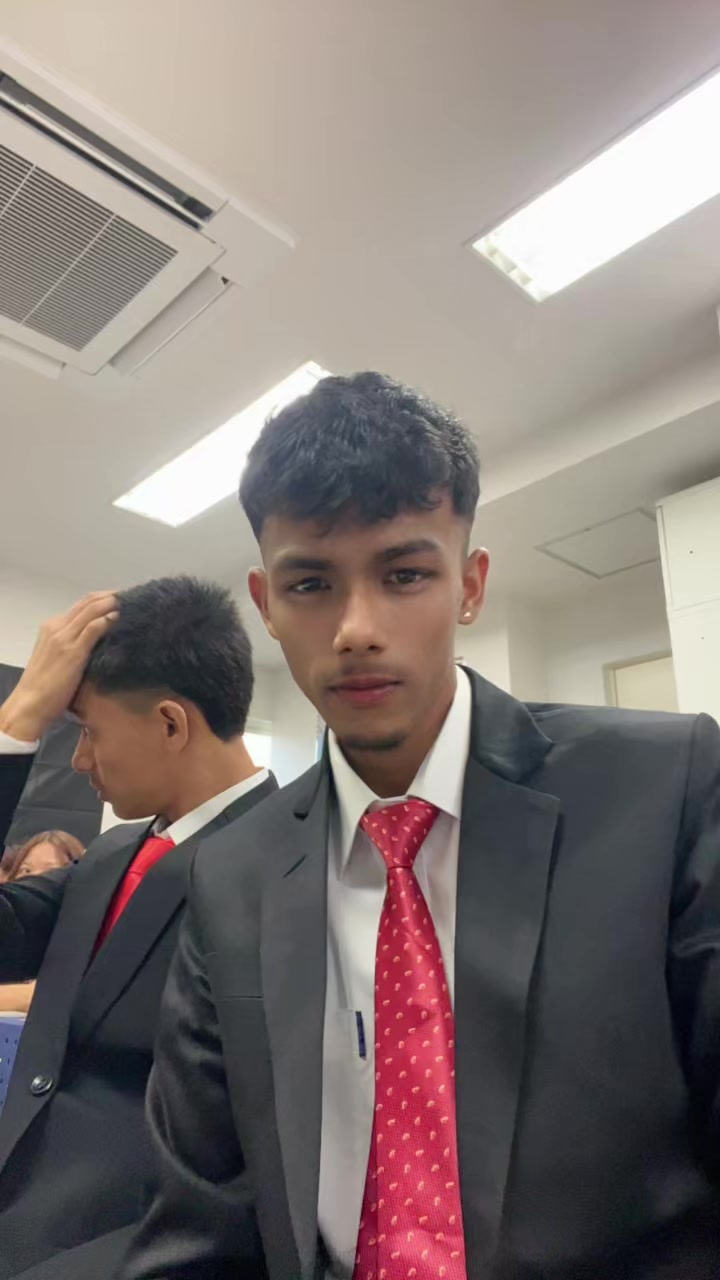 @Bibash 🇦🇷🇳🇵