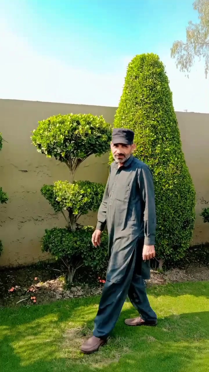 @🫅🏻Malik-WAQAS-Awan🎓