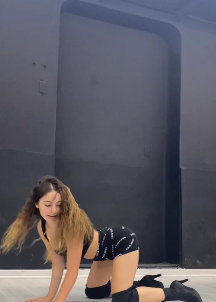 @Barbie ᴛᴘᴄ²⁵🕴🏻