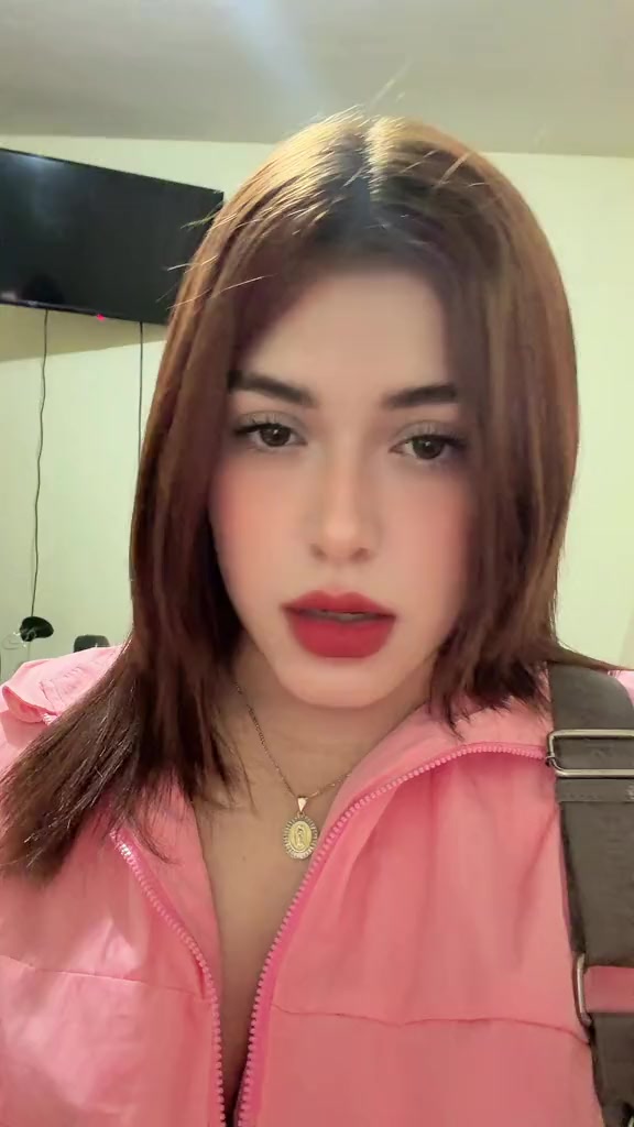 @Adriana🐼