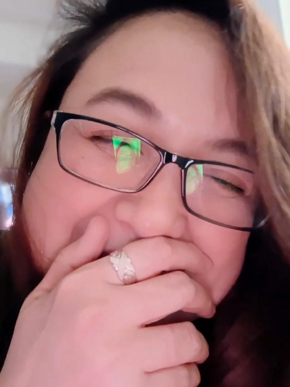 @Ņhýļëš Ĺ.