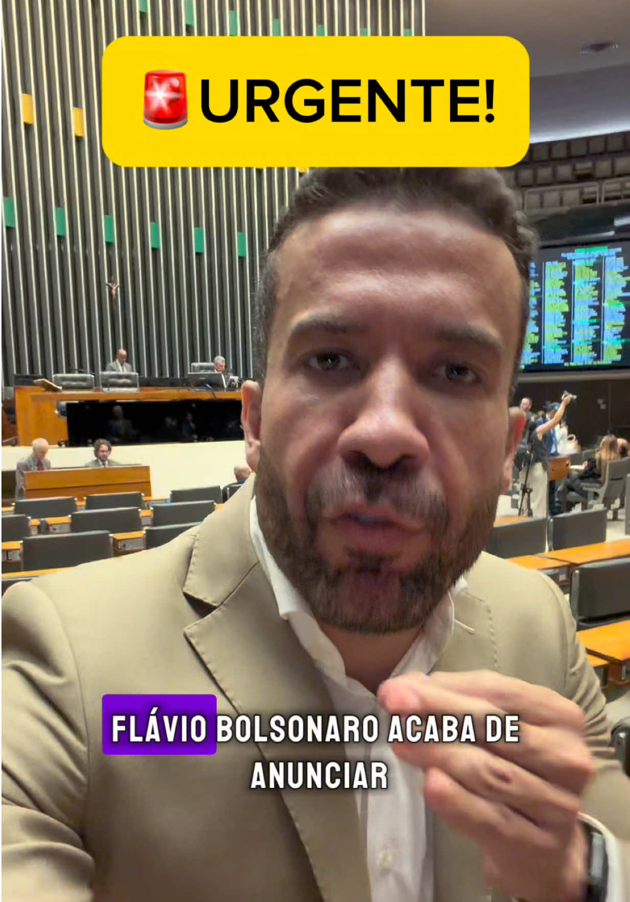 @Andr&eacute; Janones
