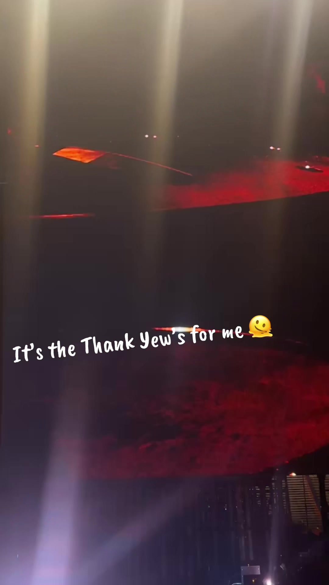@Candice Lenay