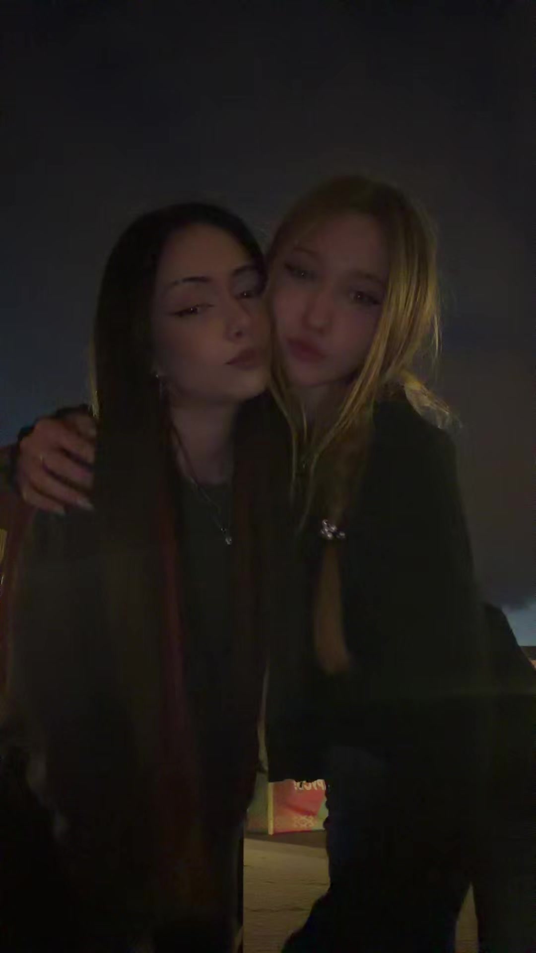 @yananavaaa