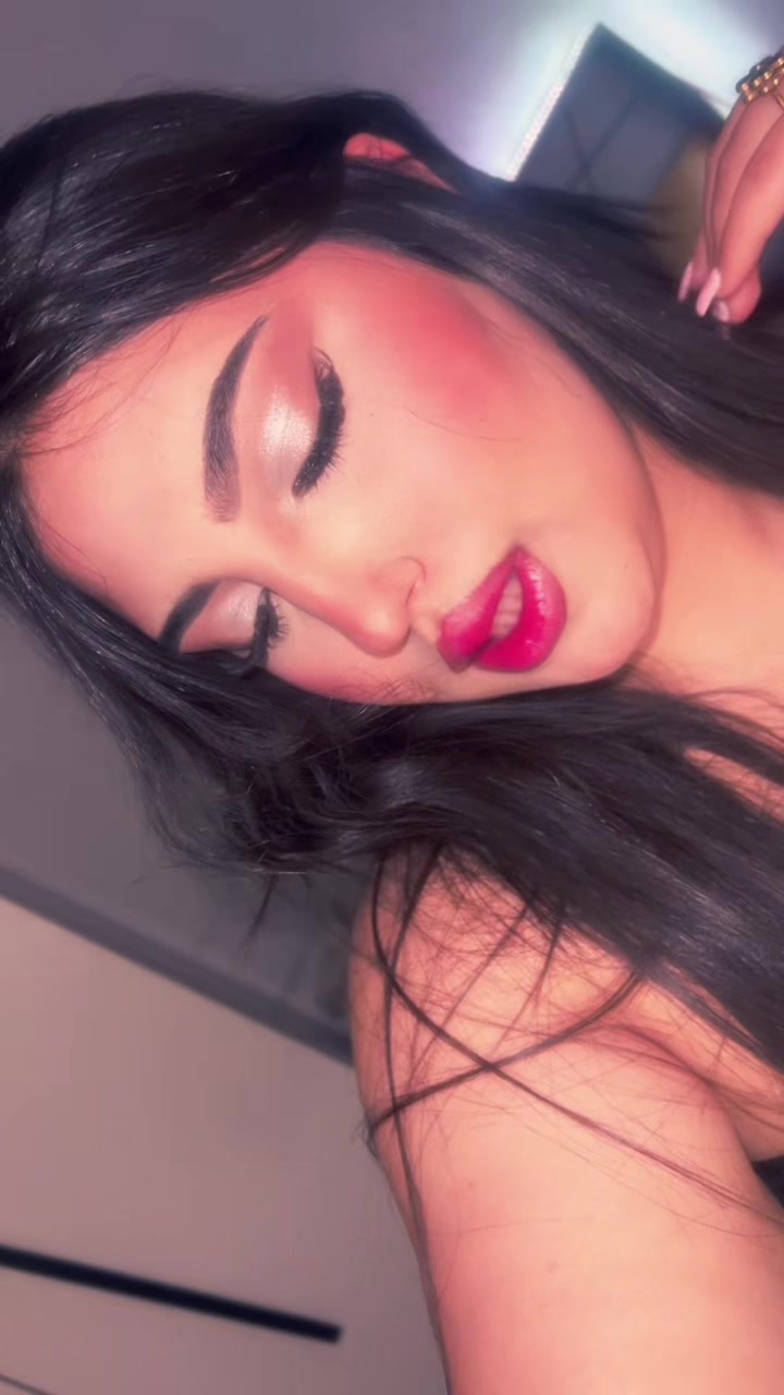 @Feriel Abrougui