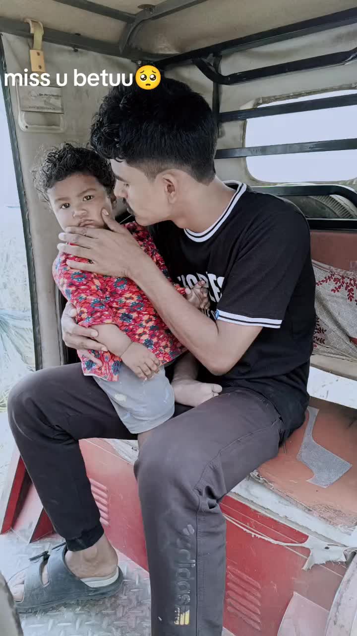 @▪︎RAHUL♡BABU▪︎