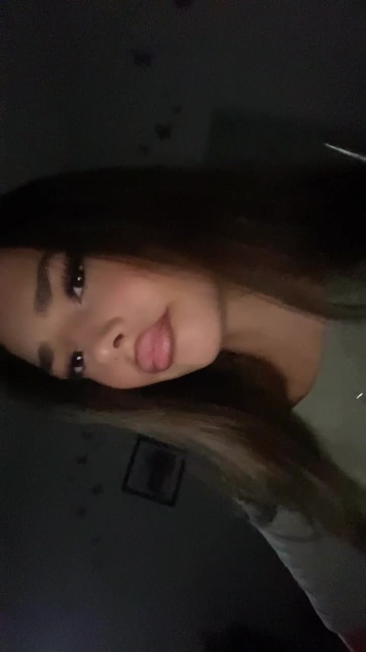 @𝕷