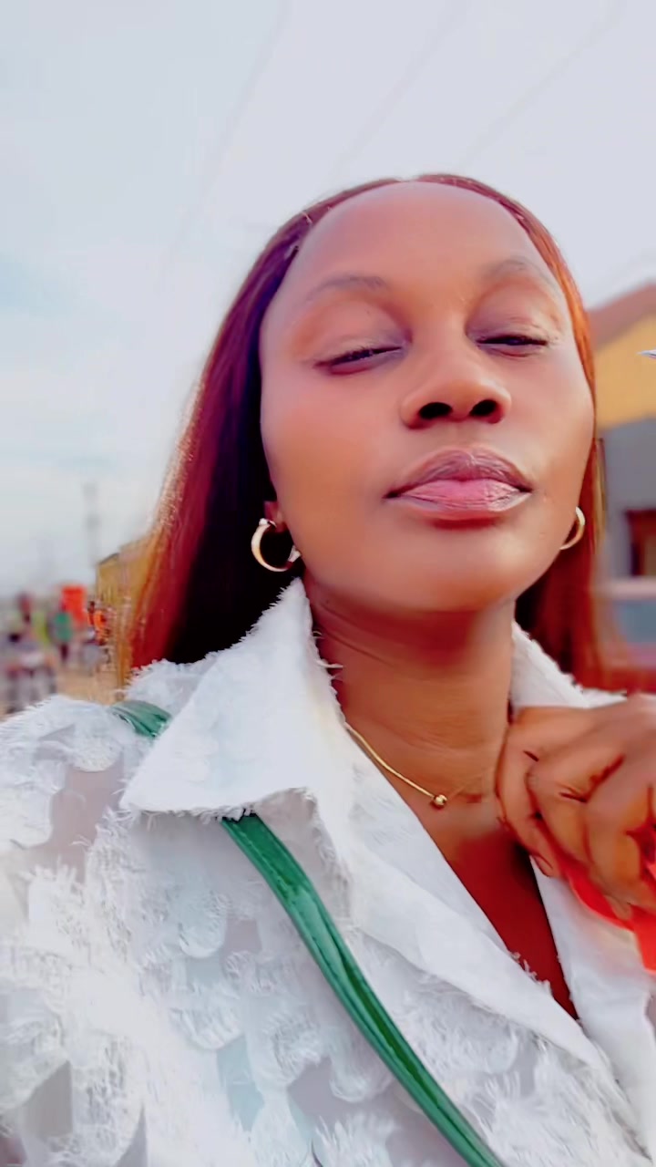 @ZAINA BIN HEMEDI💐🇨🇩