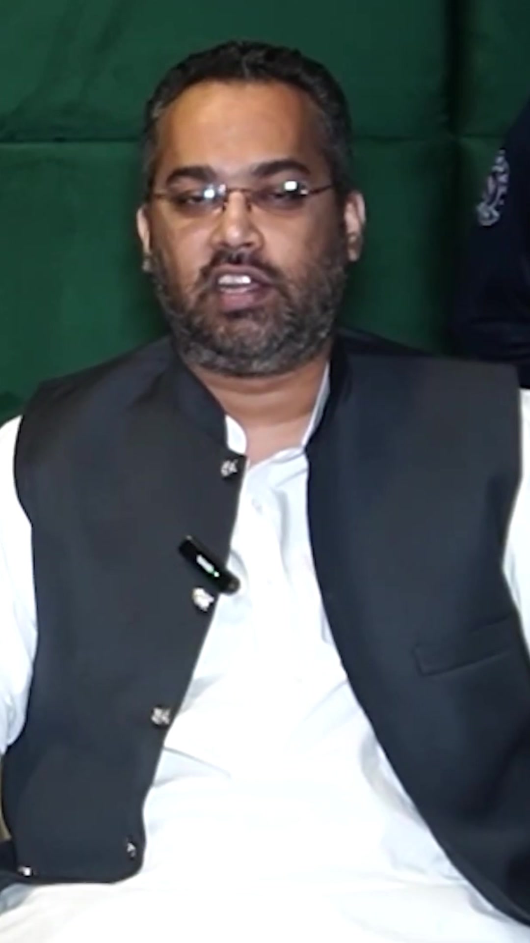 @Dr FARRUKH ILAJ PAGE