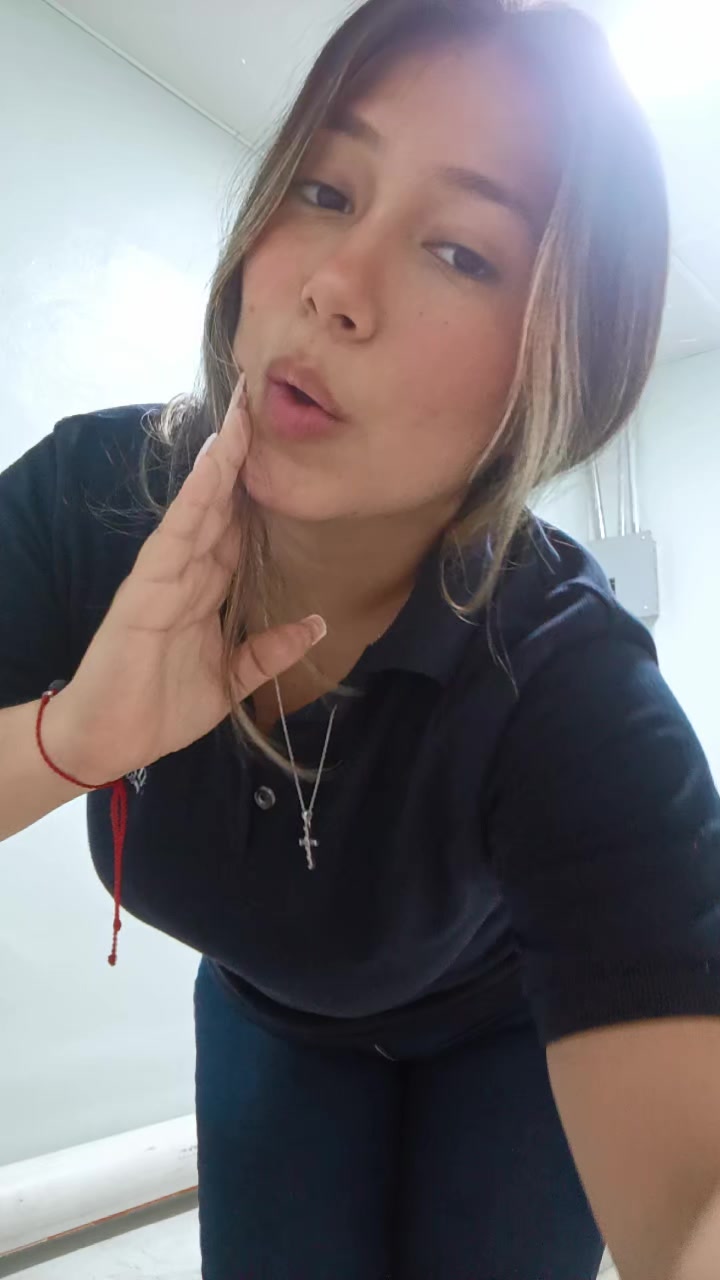 @Valeria🧩