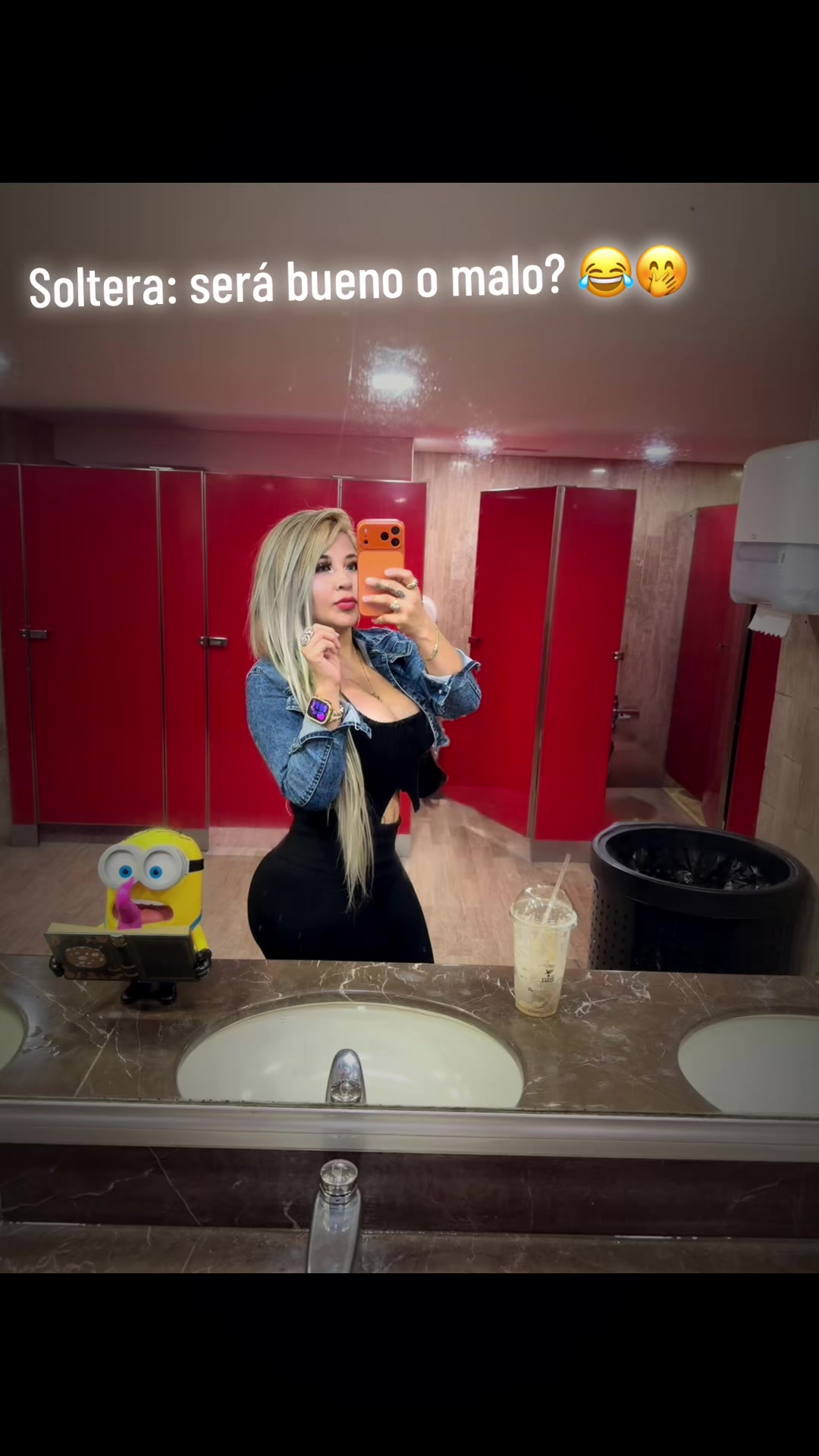 @Adriana Montero Flores
