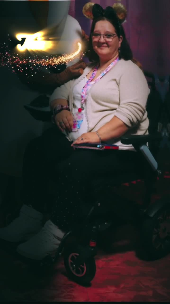 @Cindy (wheelchair lady)
