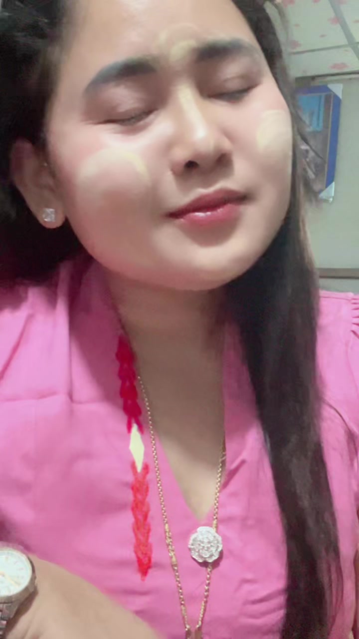 @🦋ပန်းနု🩵