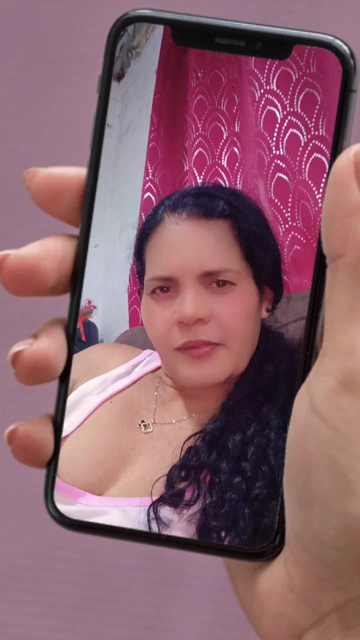 @Rosa 🩷🩷🌹