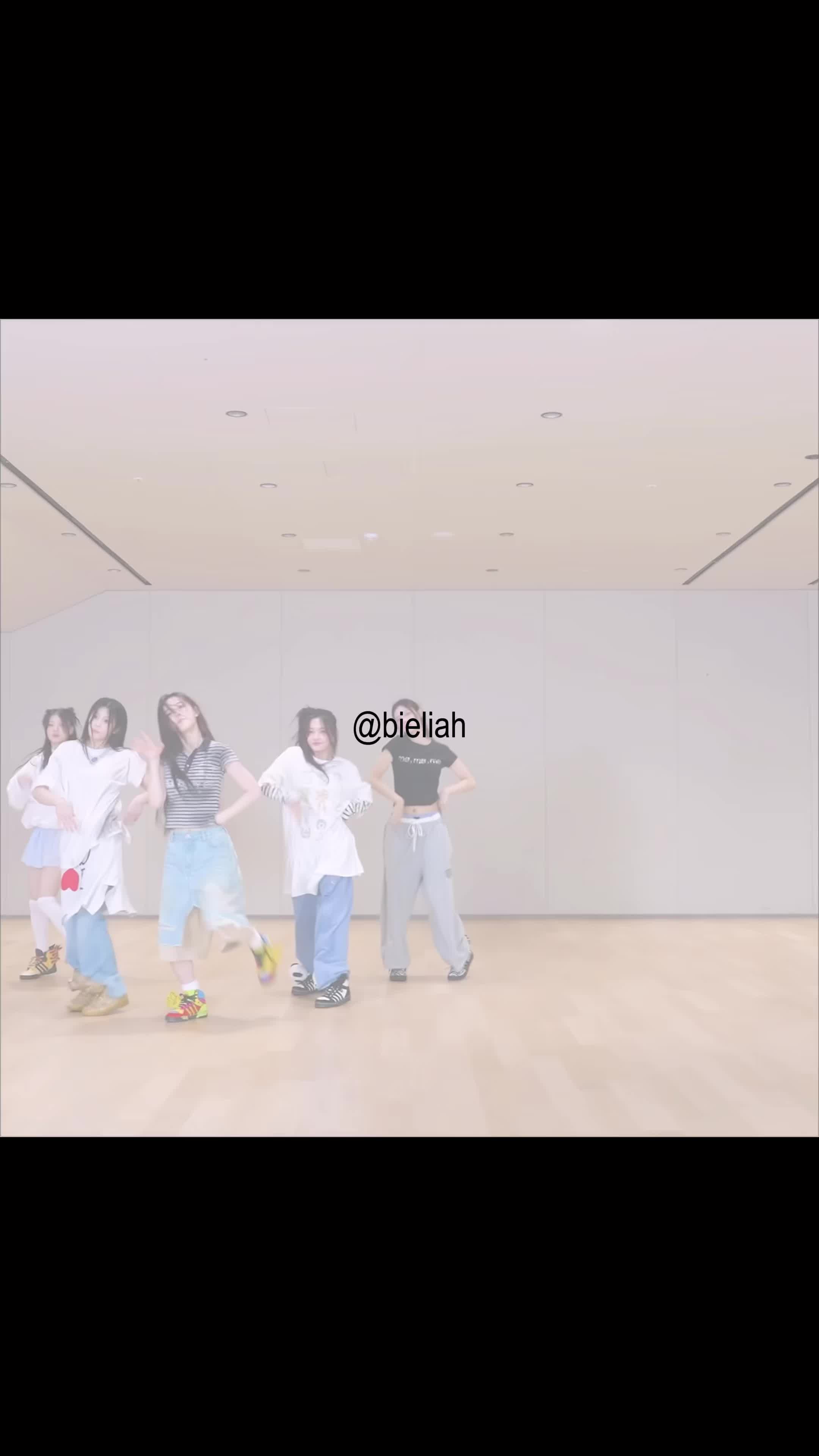 @bibi 🐝ྀིྀི