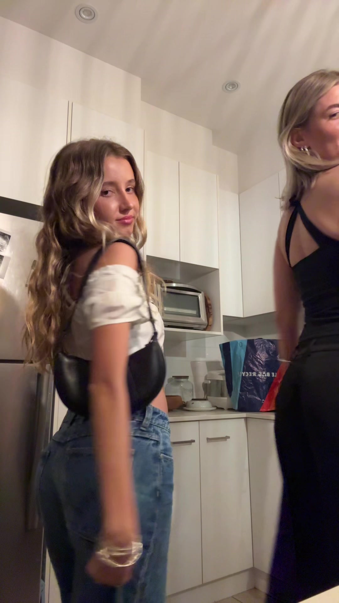 @ella