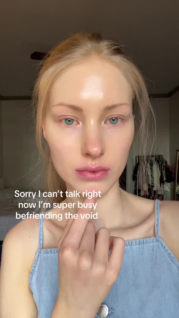 @laura