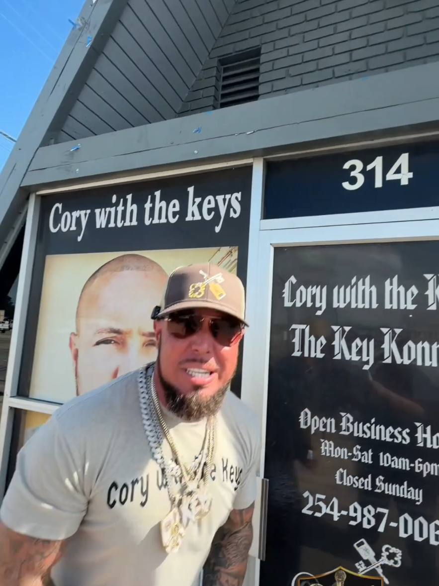 @Cory with the Keys