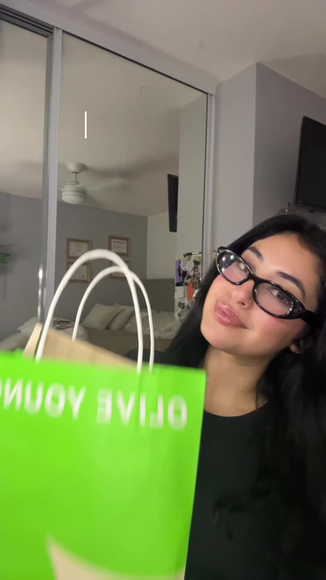 @oliviaontv