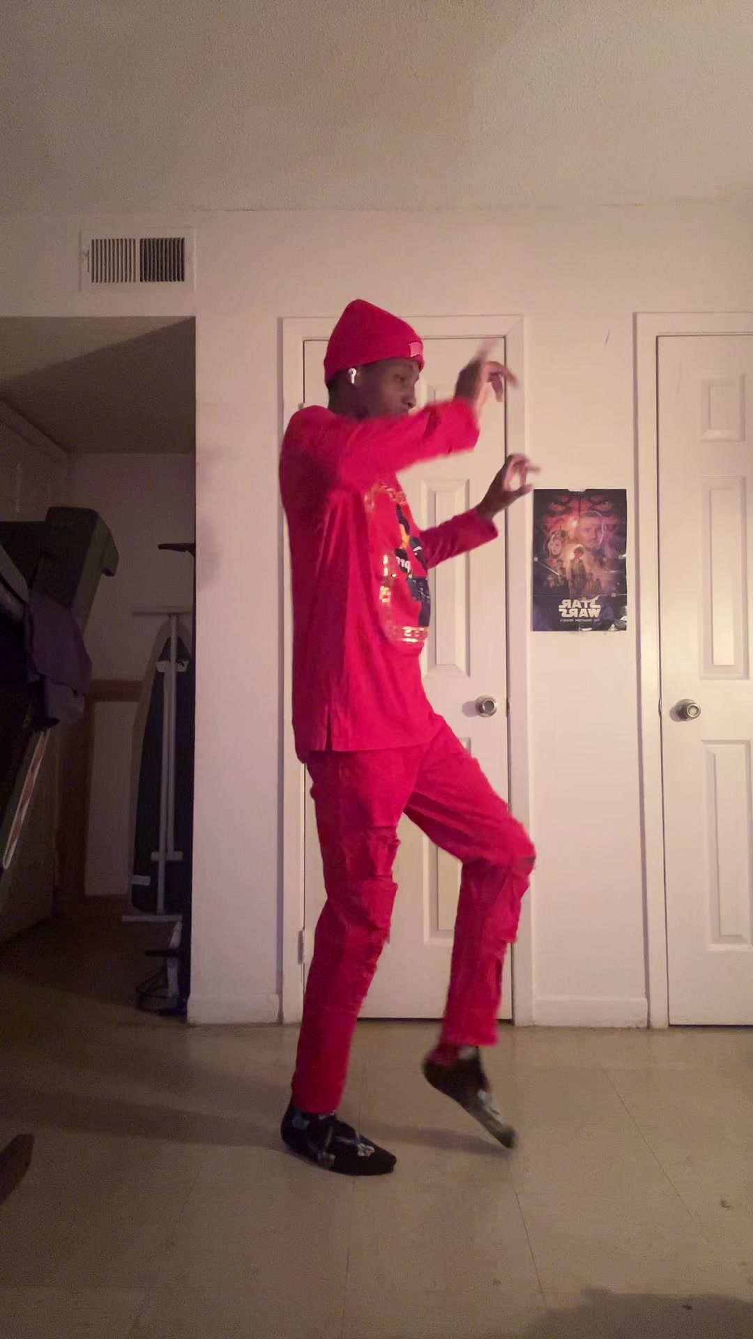 @Trayb17