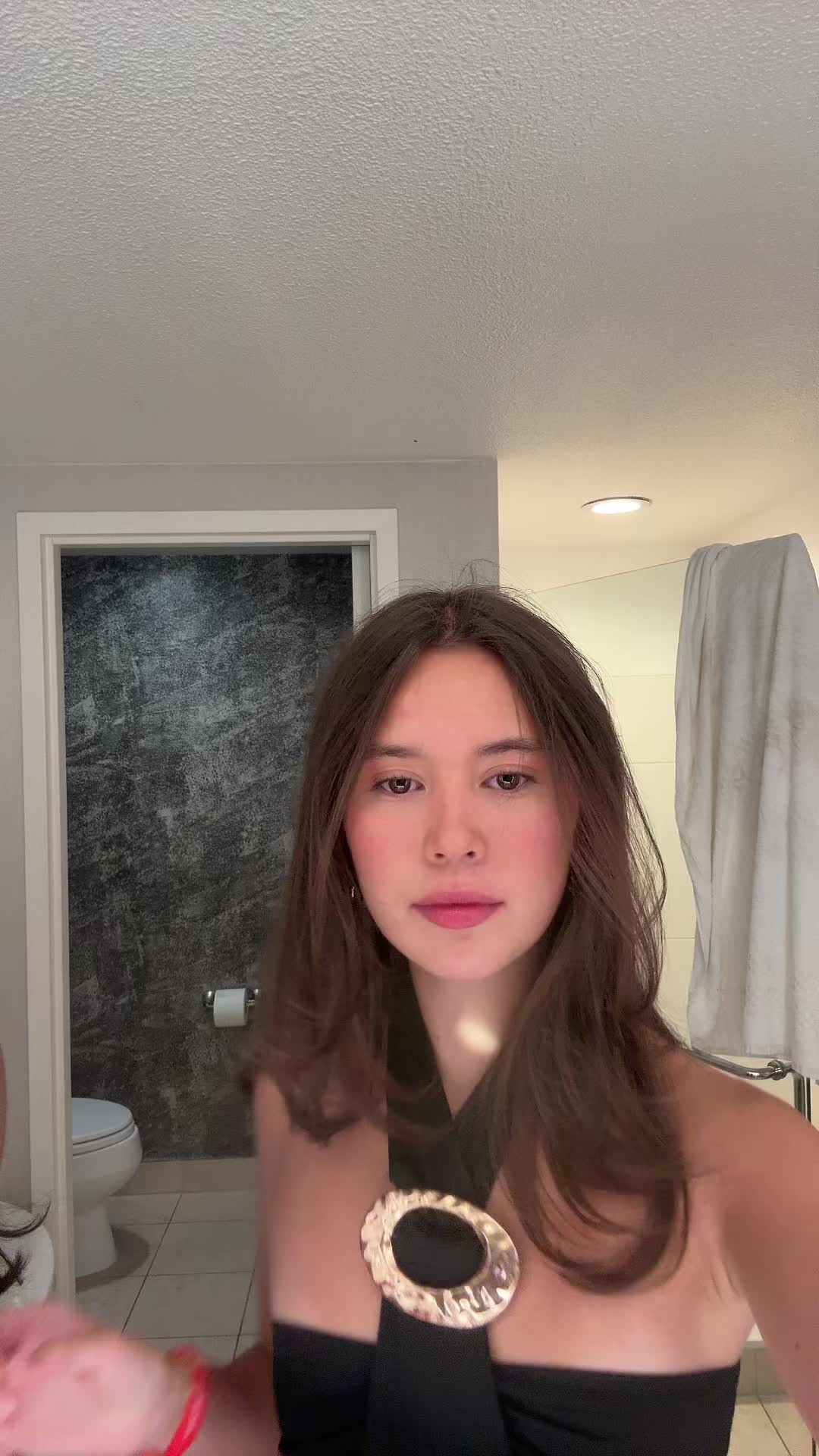 @crazyava2005