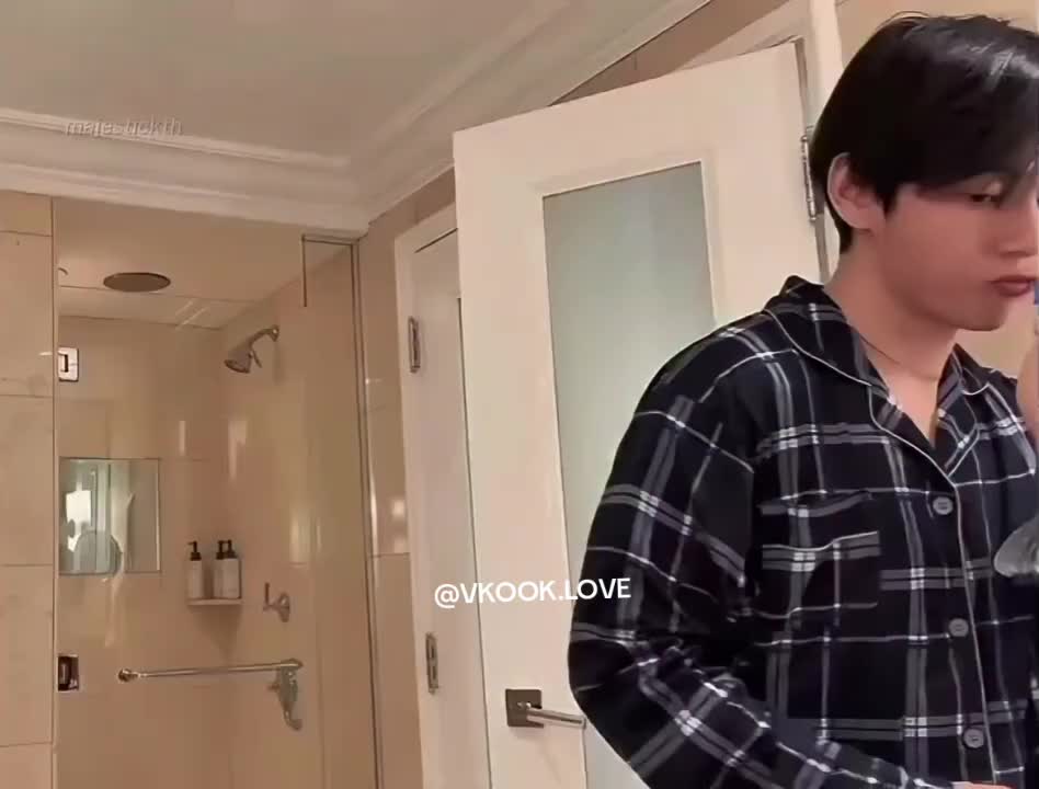 @VKOOK.LOVE