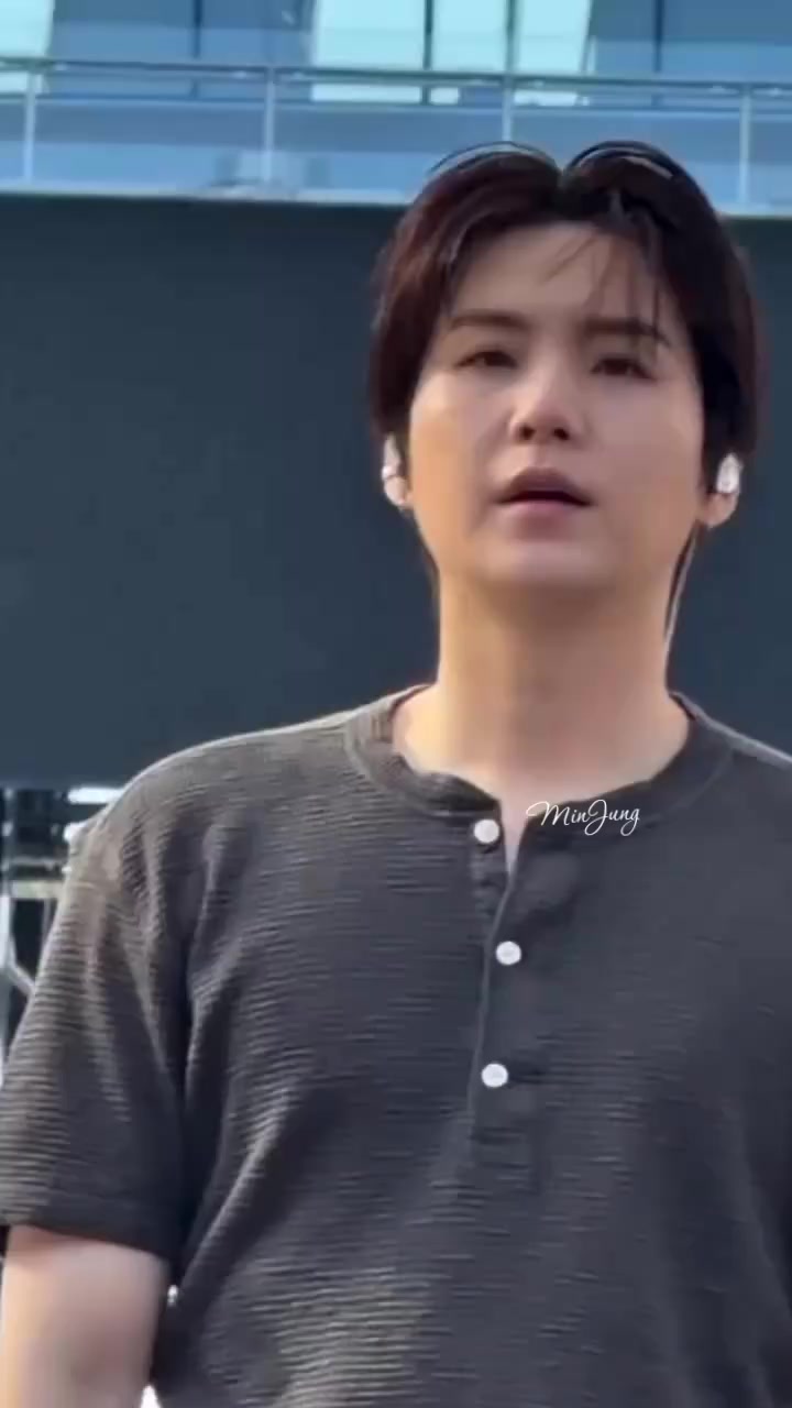 @Min_Jung😺🐿️