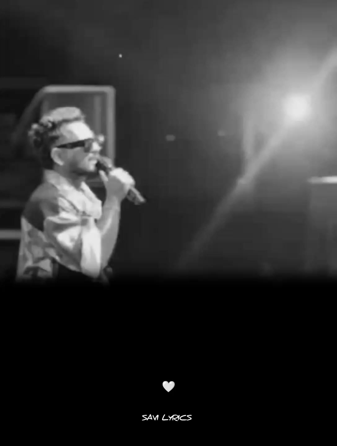 @S_A_V_I  lyrics