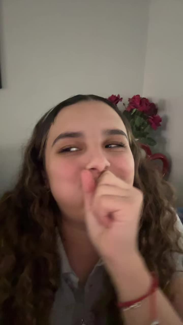 @laura โฆ