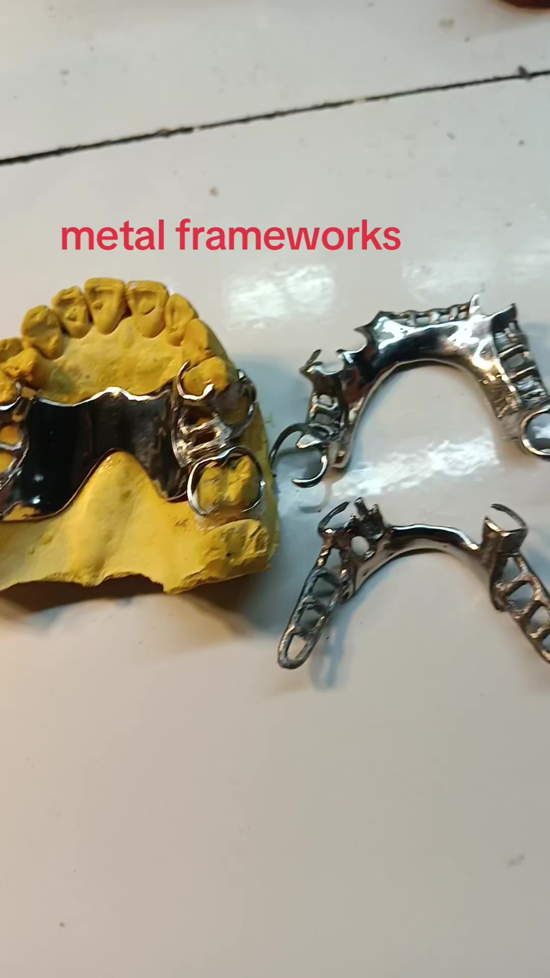 @FALSETEETH MAKER