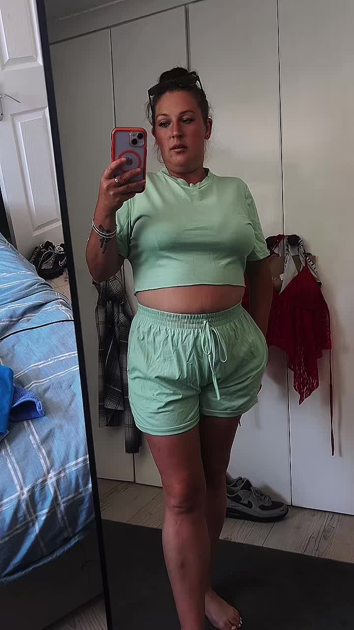 @NiikkiiAndLiiam