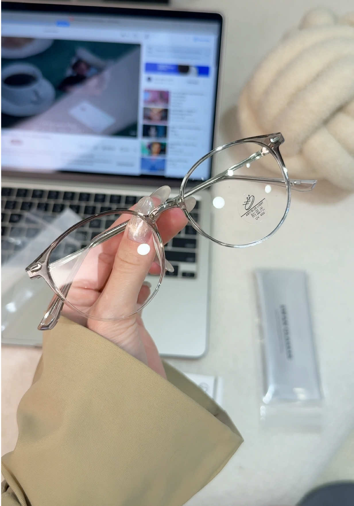 @SWAN GLASSES