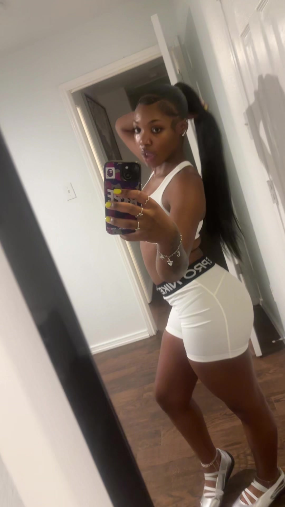 @LadyG💕