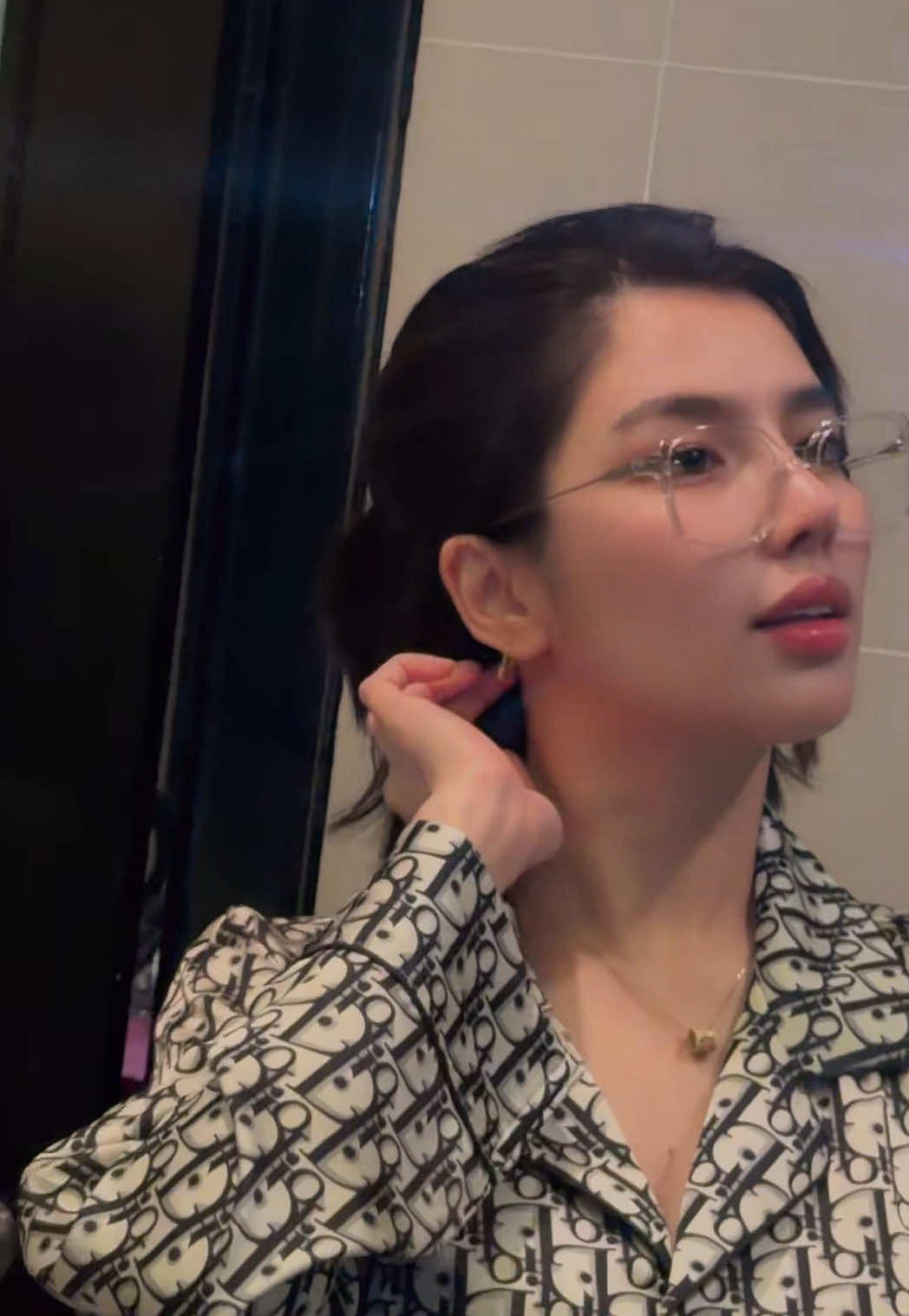 @Elle