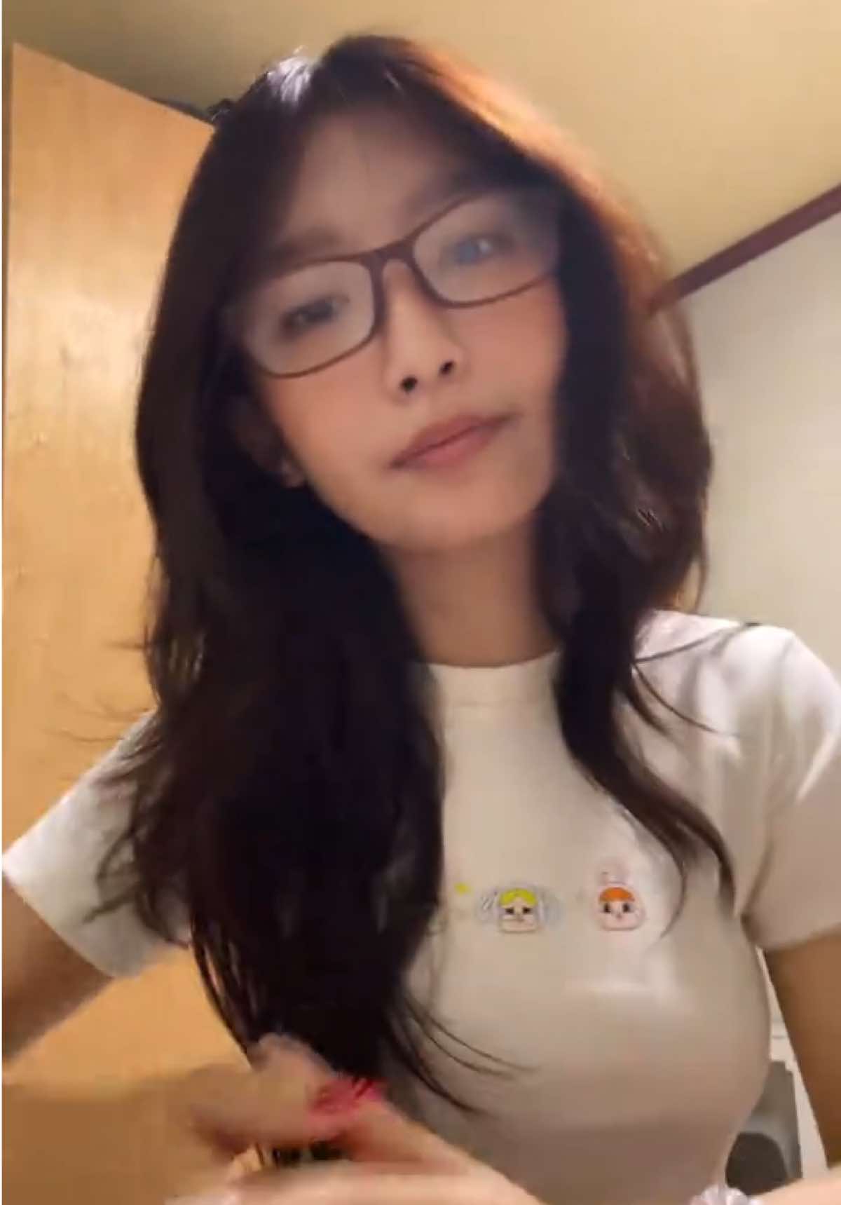 @09
