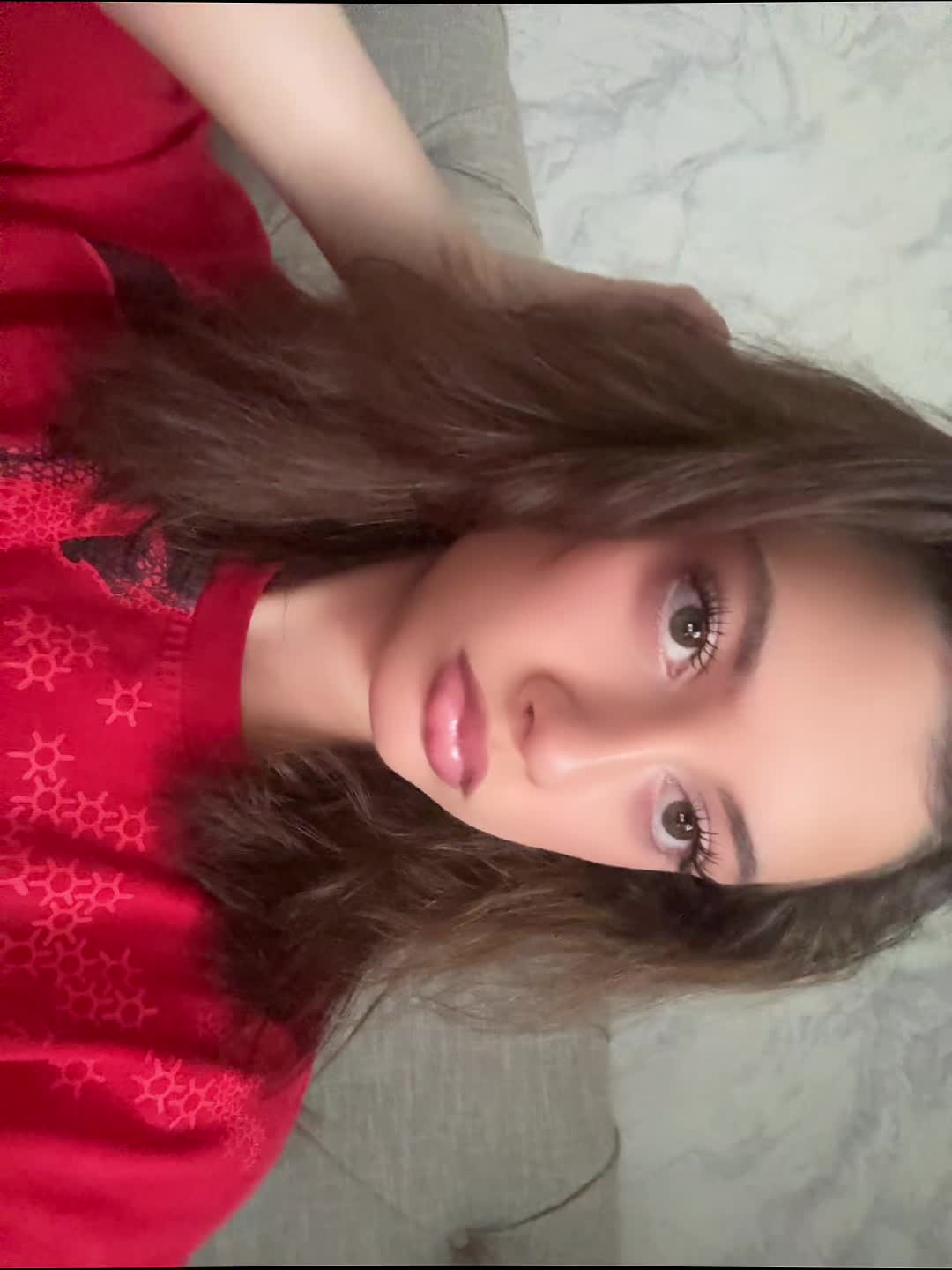 @@ari_mur0