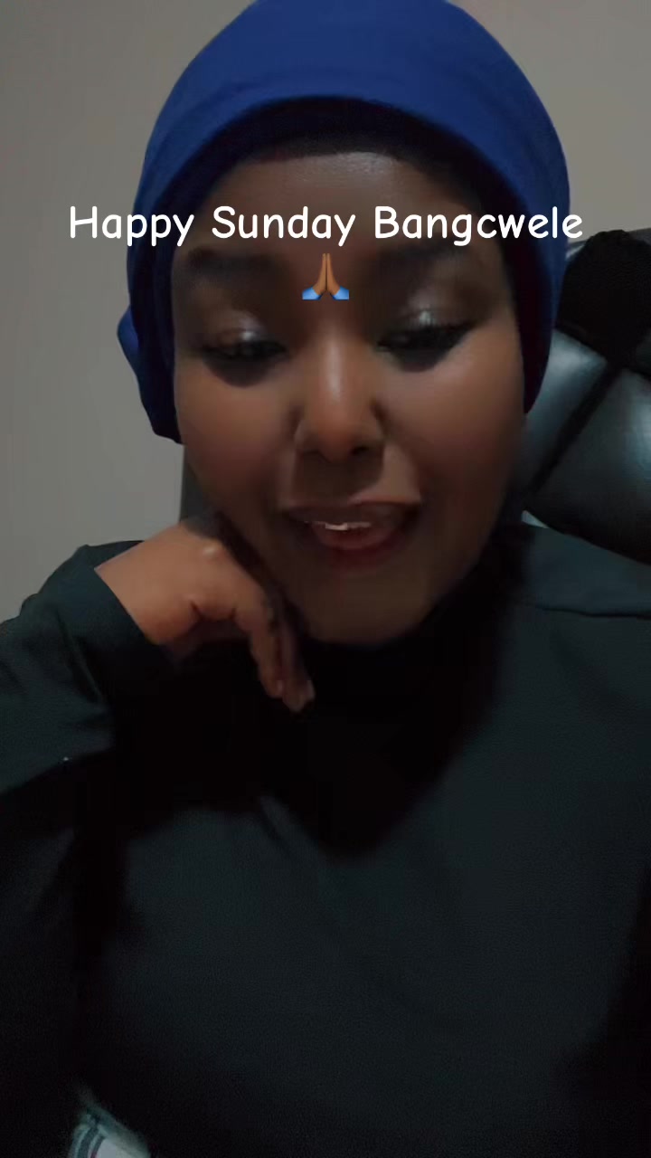 @Nomhlekhabo06