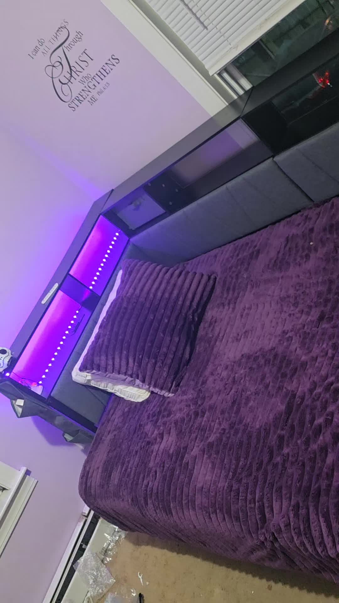 @HisQueen👑
