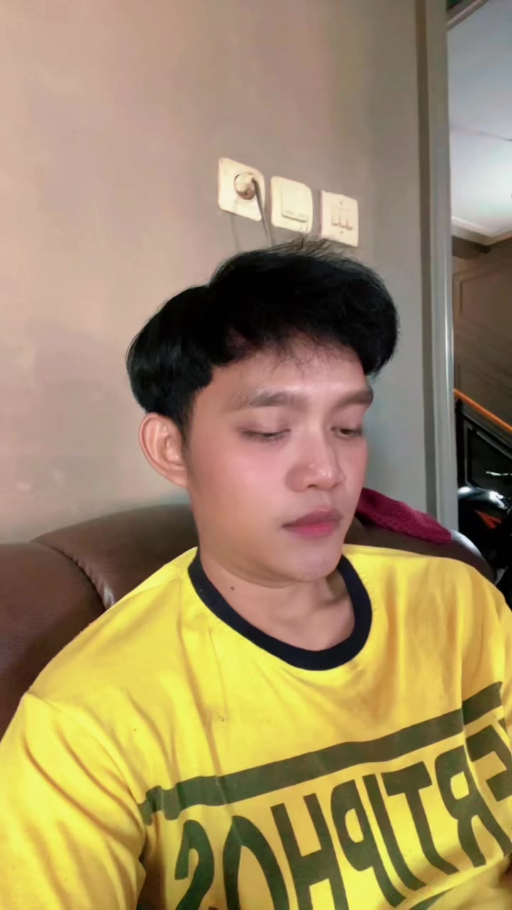 @R I Y A N