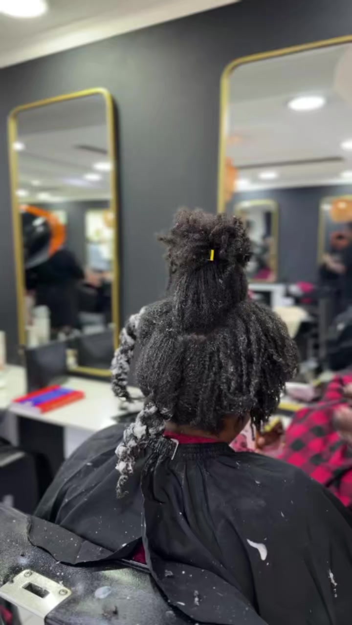 @NaturalHairByLilian
