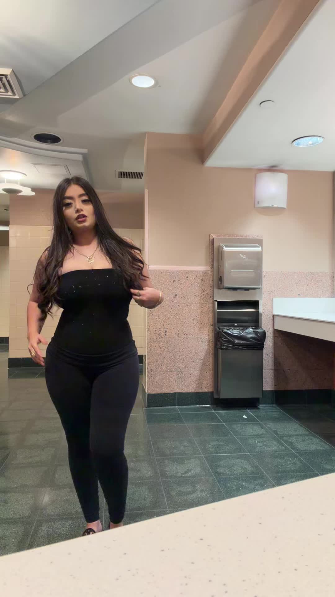 @angelina